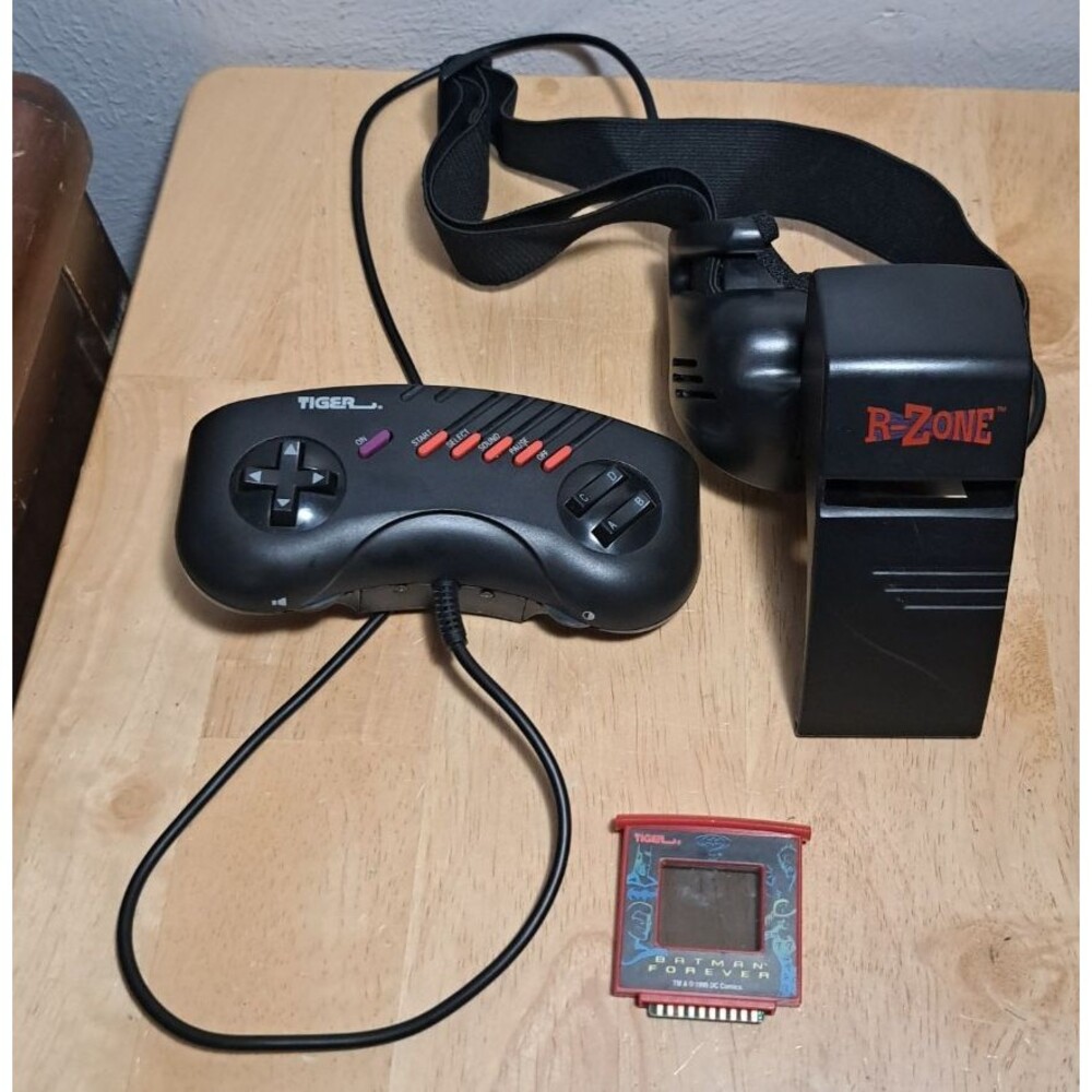Tiger R-Zone XPG Handheld Console Batman Forever Game PART'S/REPAIR ONLY
